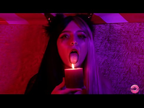 ❤️ Ağız yerinə yetirilməsi ilə Sexy Succubus-dan Ehtiraslı Blowjob ❤️ Sikişmə bizdə